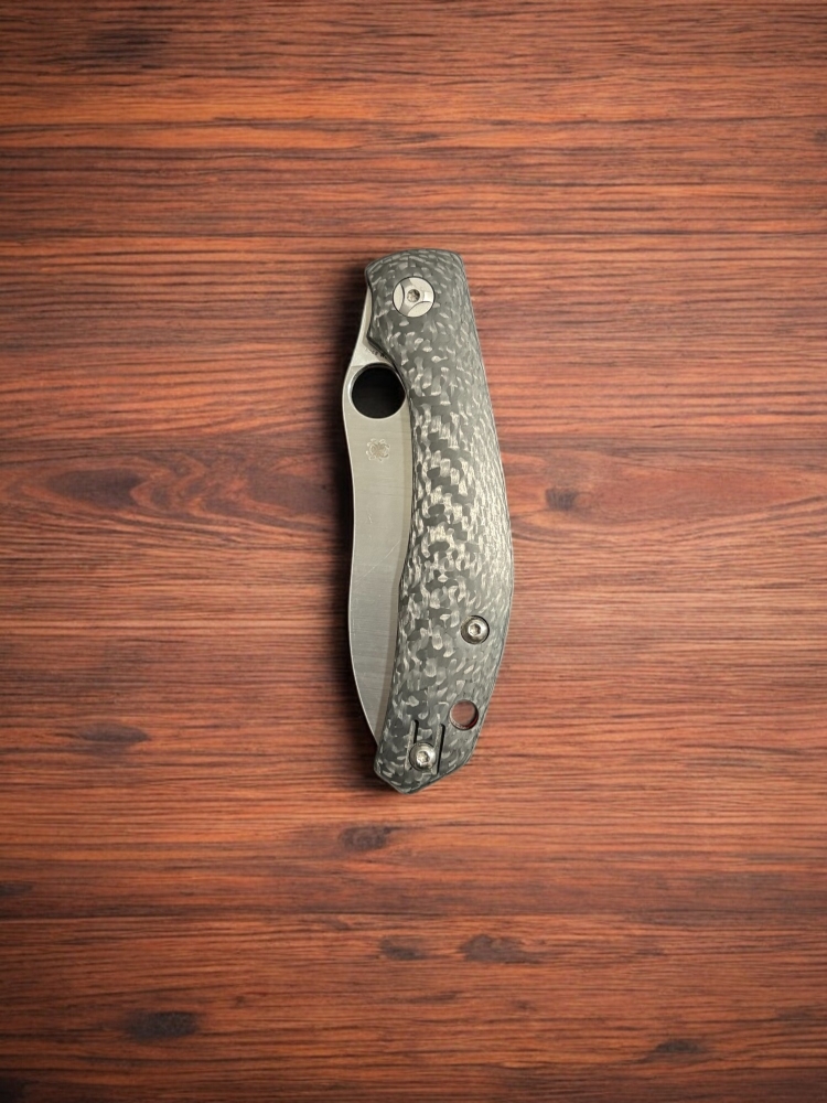 Spyderco Kapara (3.5\" Blade - Carbon Fiber Handle) 