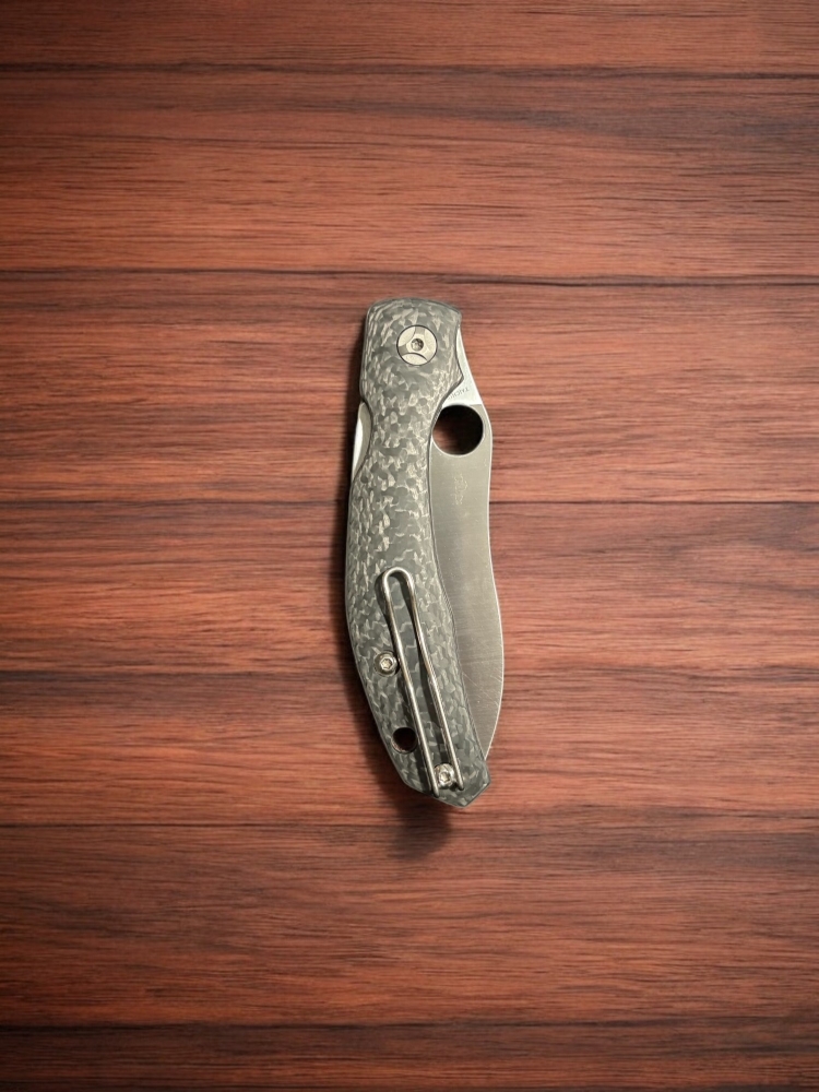 Spyderco Kapara (3.5\" Blade - Carbon Fiber Handle) 