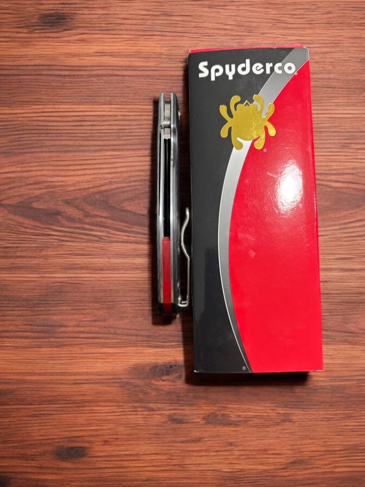 Spyderco Kapara (3.5\" Blade - Carbon Fiber Handle) 
