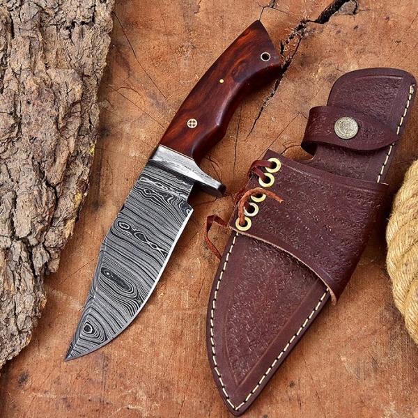 Handmade Damascus Hunting Knife 