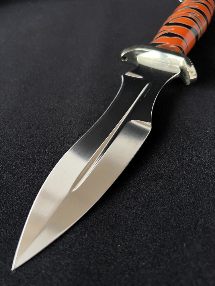 Handmade D2 Steel Fixed Blade Knife “Tiger” – Curved Blade | Acrylic Handle | Brass Guard & Pommel | Leather Sheath | Outdoor / Collectible