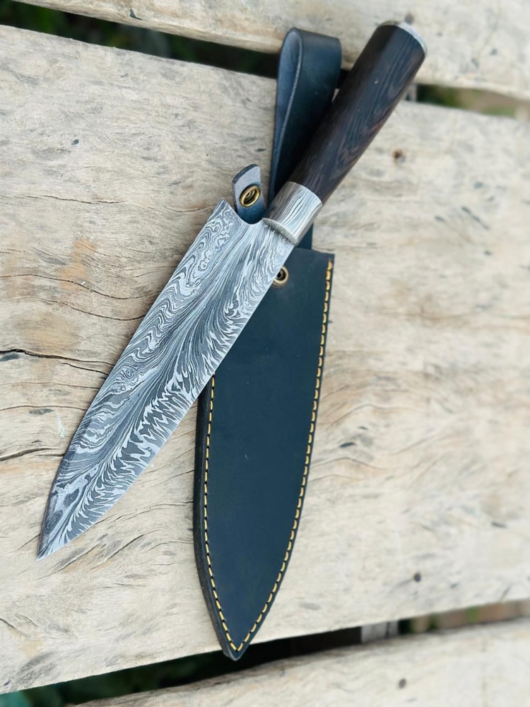 Damascus Steel Feather pattern chef knife with leather sheath