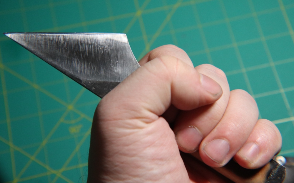 Hand-Forged Kiridashi Tool Knife – 5160 Spring Steel – Single Bevel – 2\" Blade – Welted Leather Cover (Prototype)