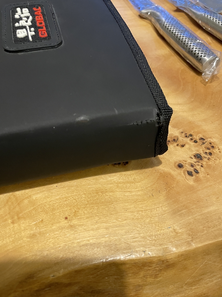 Global 10 piece knife set and case