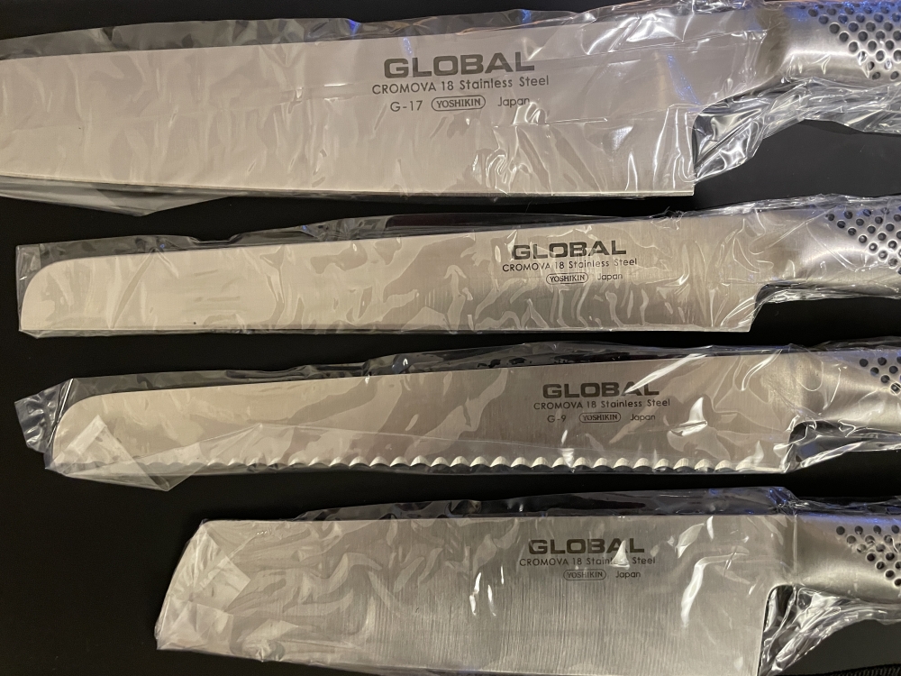 Global 10 piece knife set and case