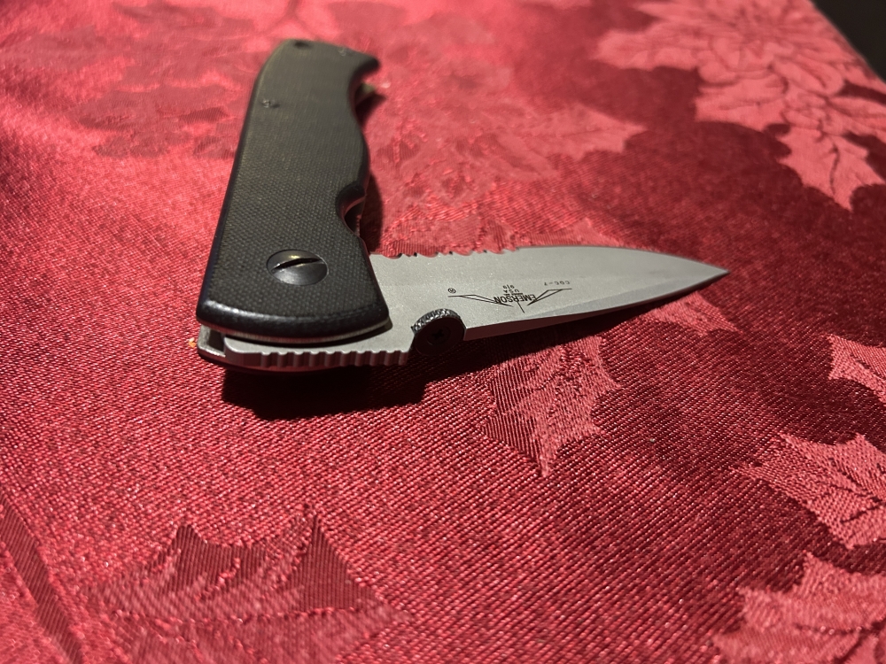 Black Emerson CQC6 Knife and Trainer