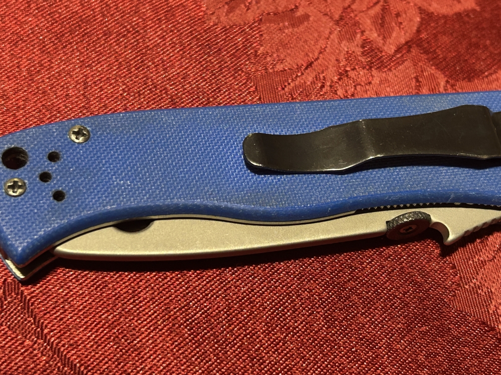 Black Emerson CQC6 Knife and Trainer