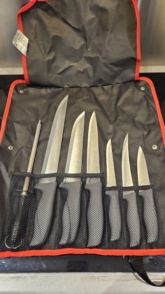 Ernesto Professional knives set with sharpener and bag