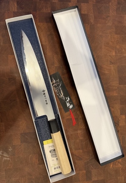 Sakai Takayuki Itsuo Doi Blue Steel #2 240mm Gyuto