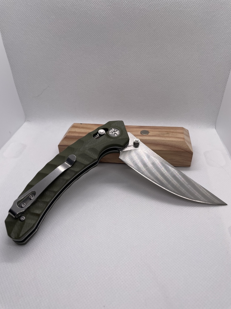 Uzi Axis Lock Knife