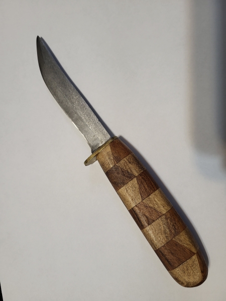 Hand crafted hunting knife