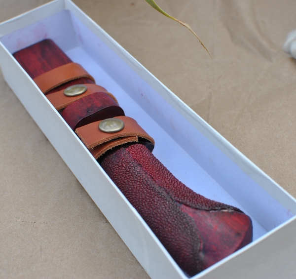 Takeshi Saji Takefu City Hunting Knife Wood Ray Skin Sheath Damascus Factory Mint Box