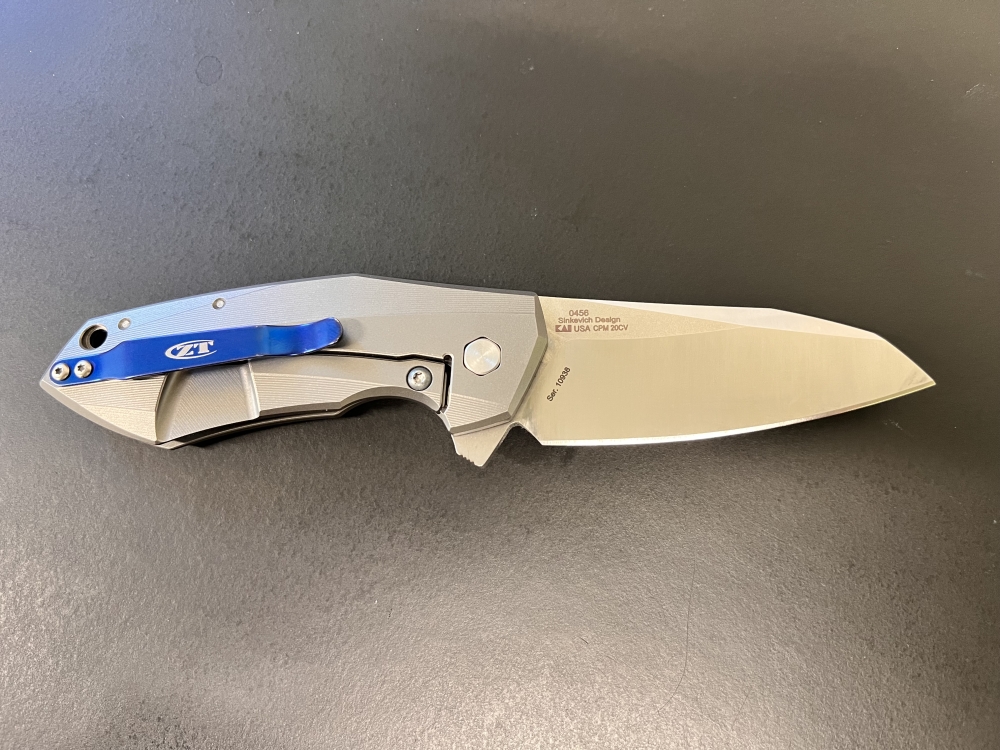 Zero Tolerance 0456 Sinkevich 20CV Titanium Flipper 2Tone