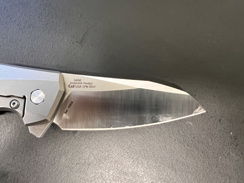 Zero Tolerance 0456 Sinkevich 20CV Titanium Flipper 2Tone
