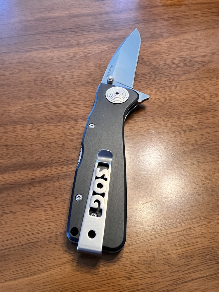 SOG Twitch XL Satin blade 