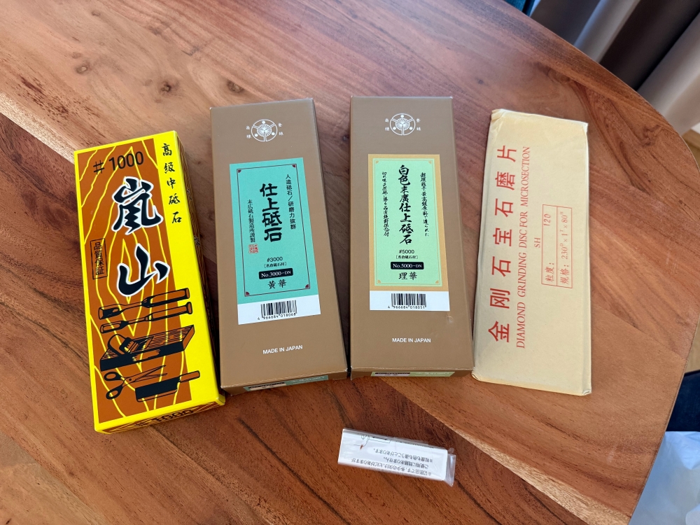 Whetstone set (Imanishi and Suehiro 1/3/5k) + Nagura and 120 diamond plate