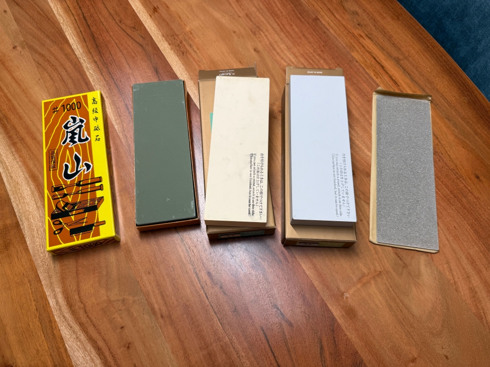 Whetstone set (Imanishi and Suehiro 1/3/5k) + Nagura and 120 diamond plate