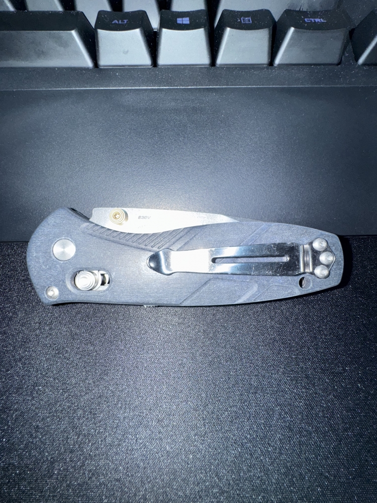 Benchmade 585 Mini Barrage