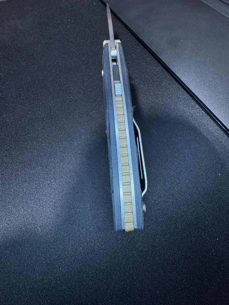 Benchmade 585 Mini Barrage