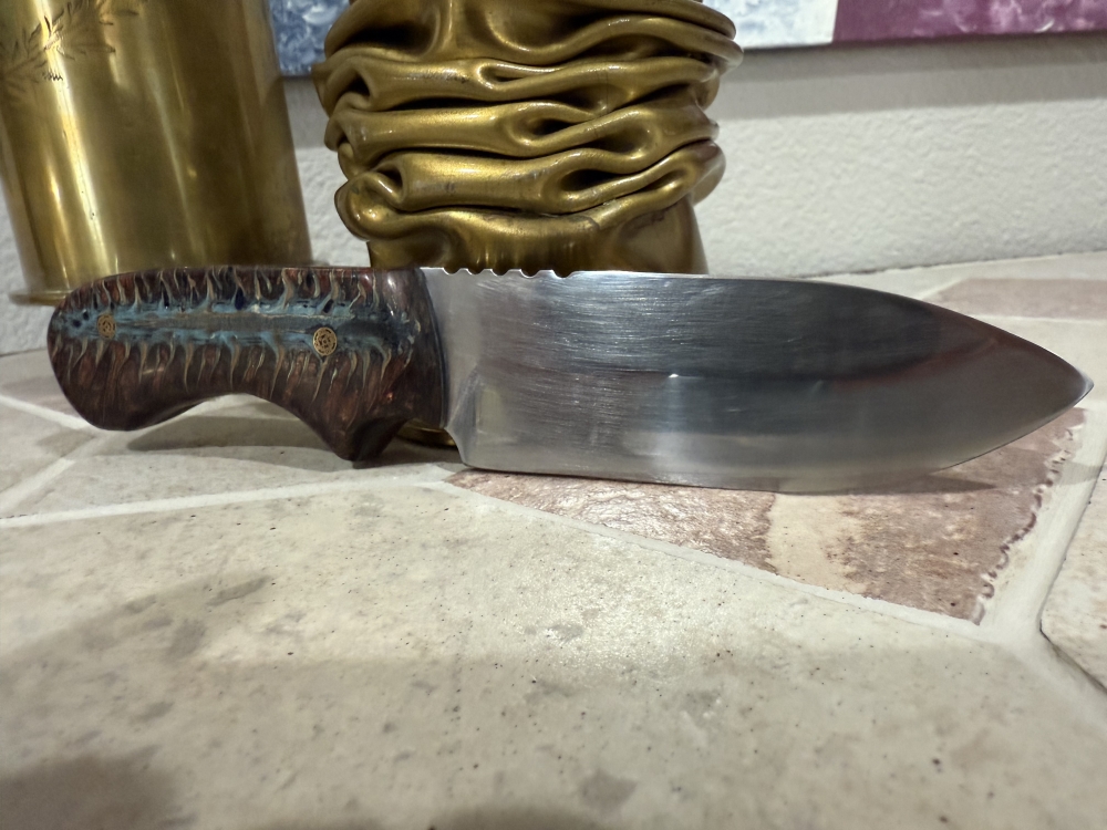 Hand Made Carbon Steel Full Tang Fixed Blade Hunting Knife Pinecone Handle