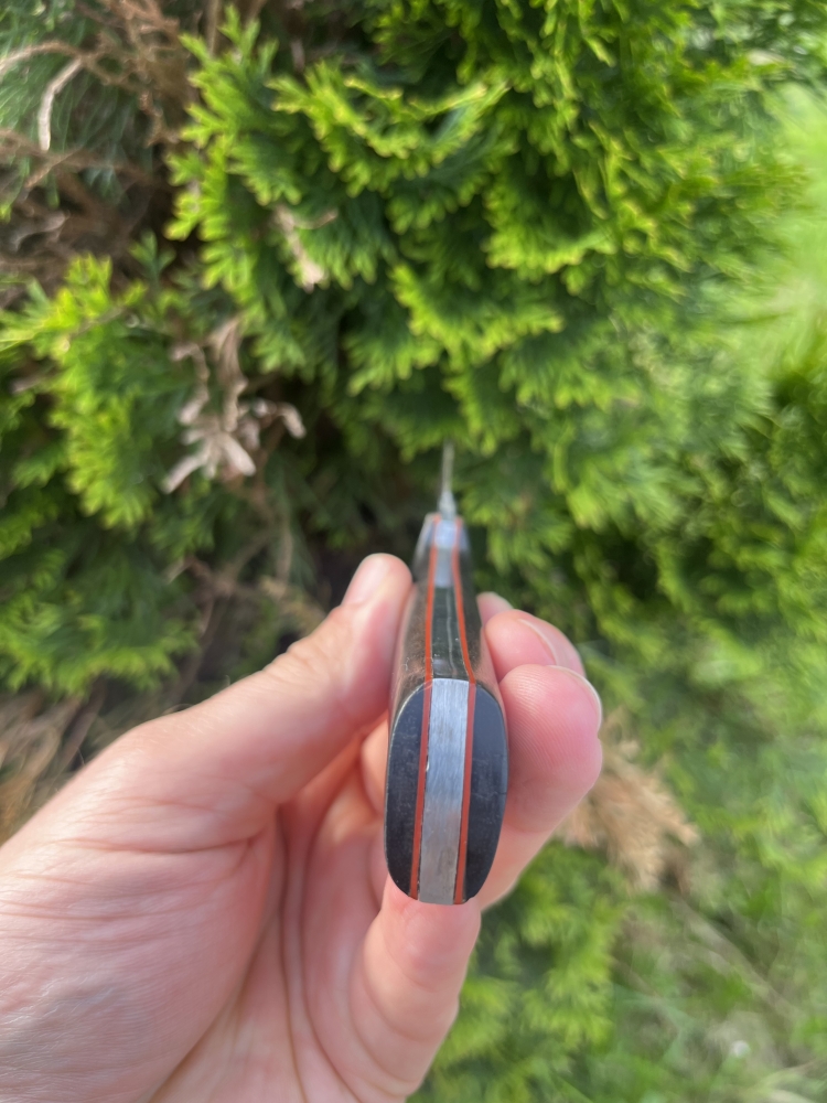 Suki hunting knife high carbon coreles