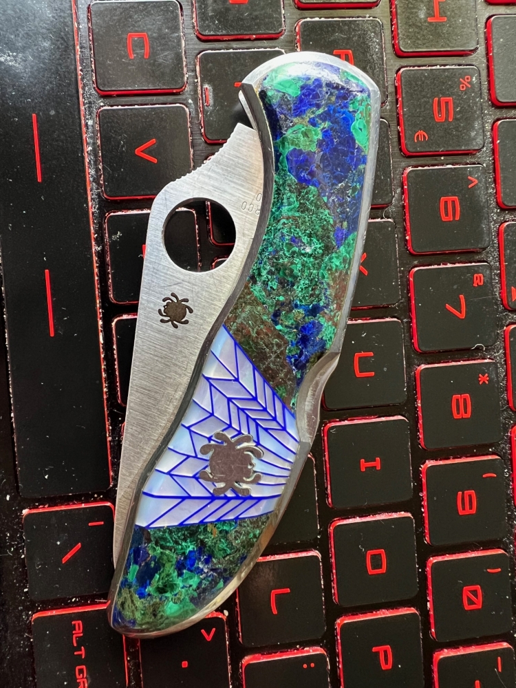 Spyderco 3.0\" with scale by Santa Fe StoneWorks as a partner, RARE! 
