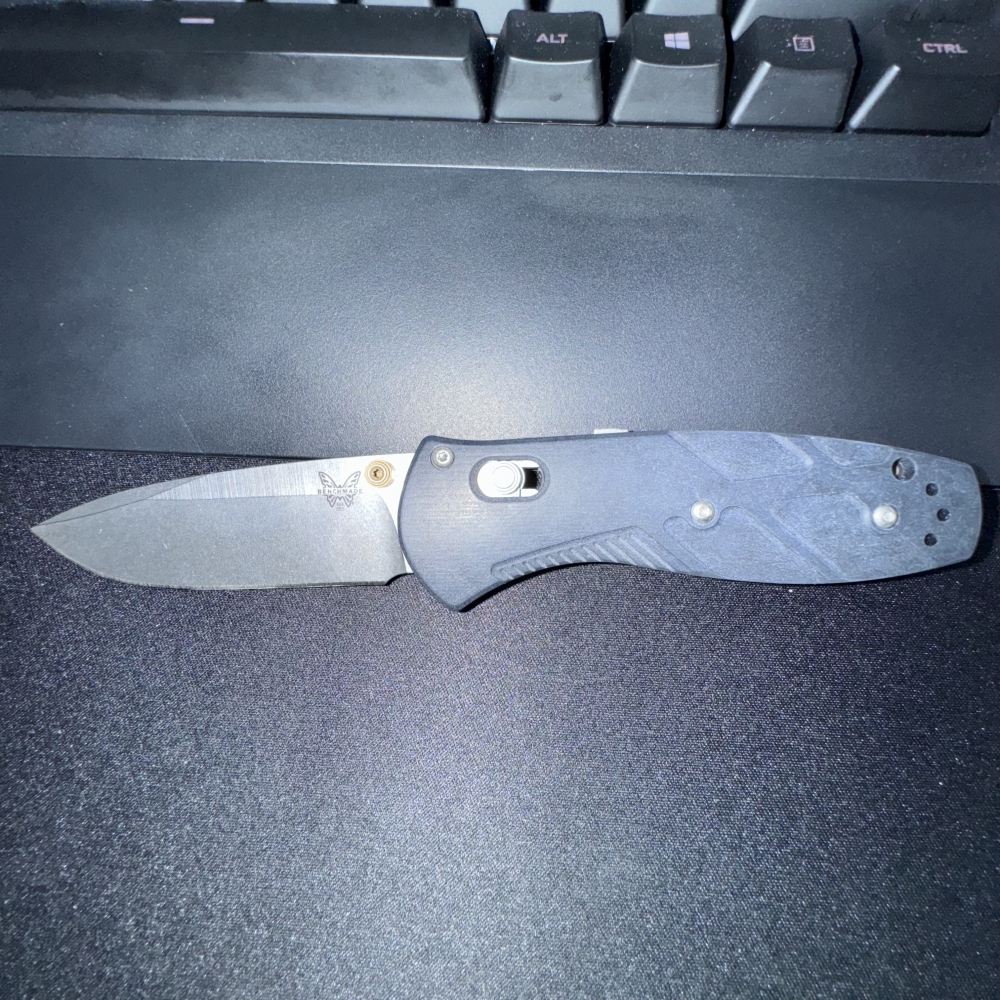 Benchmade 585 Mini Barrage