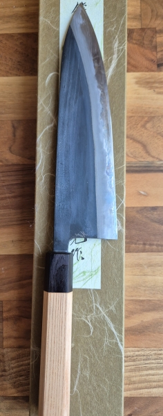 Unshu Yukimitsu Gyuto 210