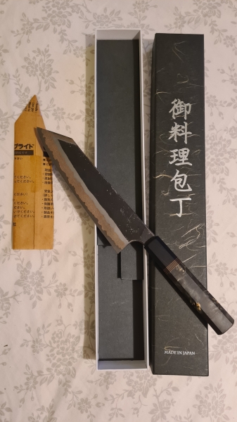 Hatsukokoro Yorokobi kiritsuke 210mm custom handle