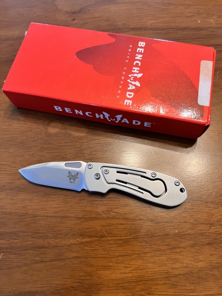 Benchmade. 10610 Benchmite II