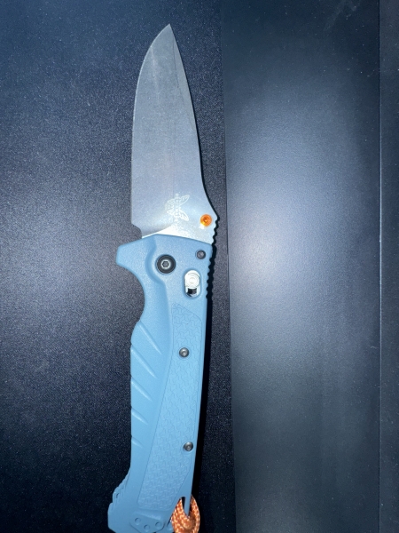 Benchmade 18060 Adira Depth Blue Grivory