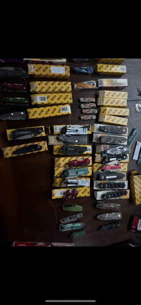Bucks brand knives
