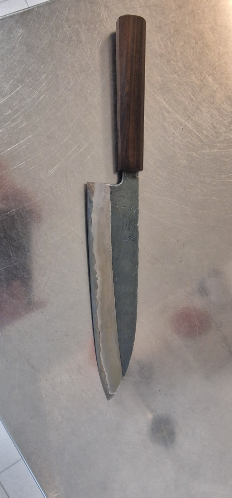 Hatsukokoro kurosagi aogami super bubinga gyuto