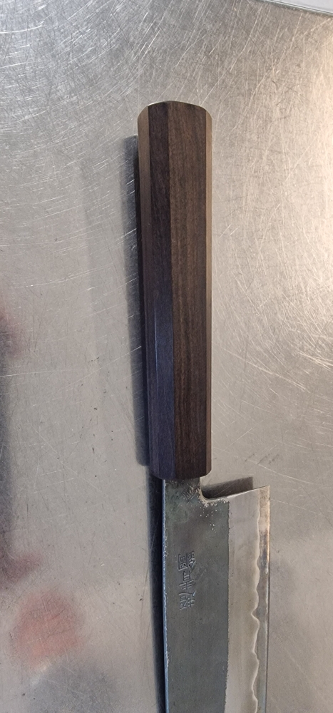 Hatsukokoro kurosagi aogami super bubinga gyuto