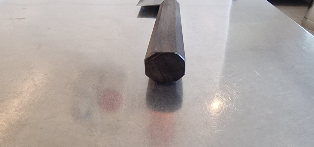 Hatsukokoro kurosagi aogami super bubinga gyuto