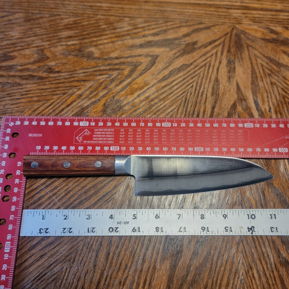 Sakaiya Goshu, Ken Masamune 160mm Santoku Full Tang Molybendum steel 