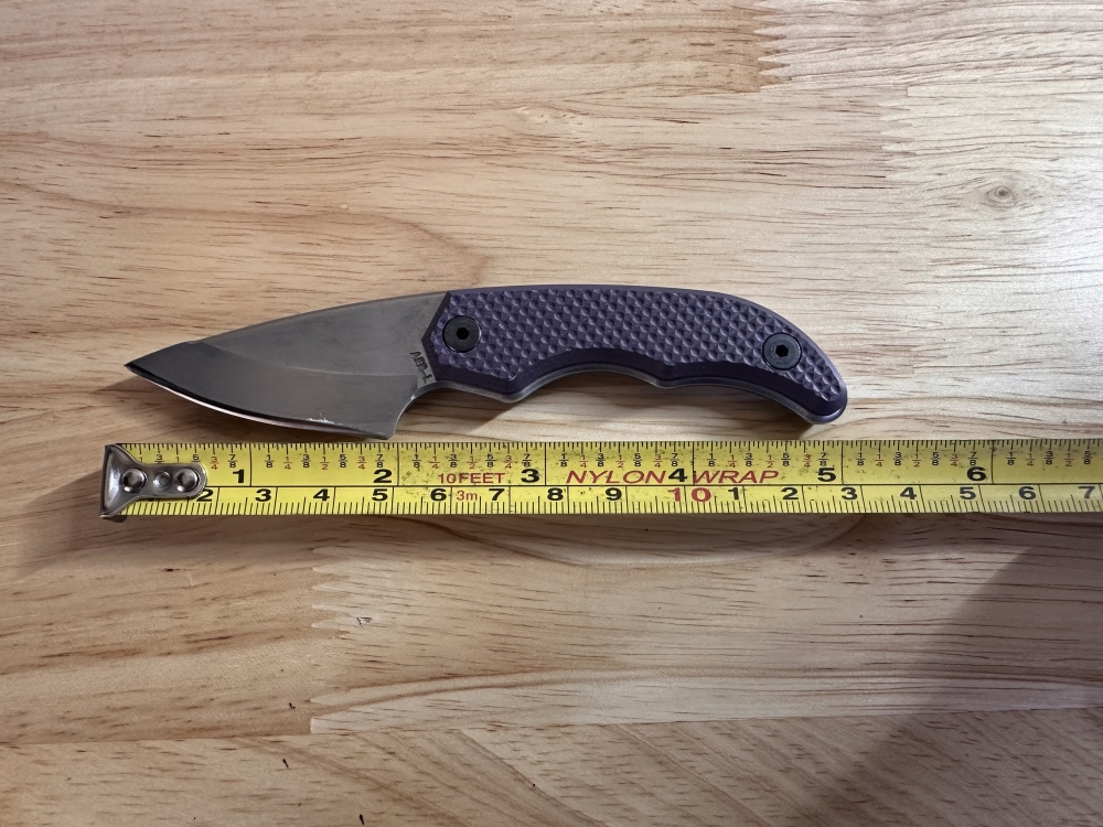 Custom made neck knife