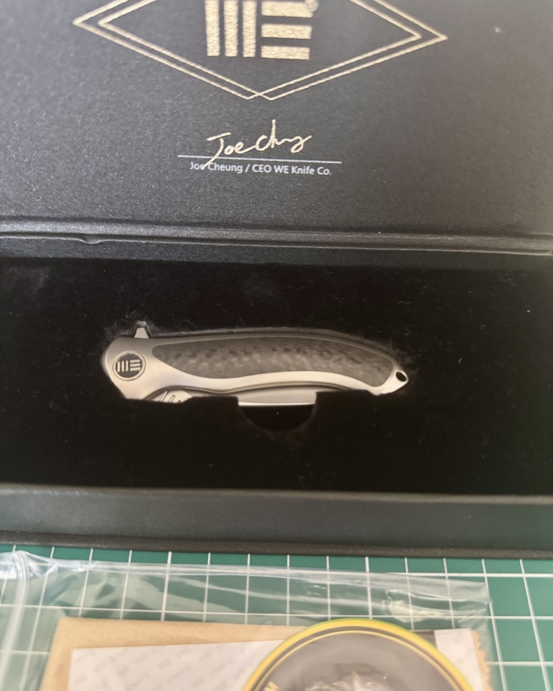 WE Knife Co. Anodyne Integral Frame Lock Knife Gray Ti/CF