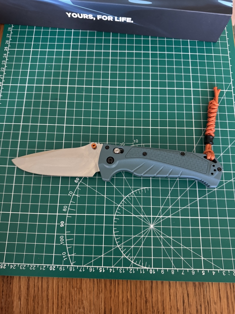 Benchmade Adira MagnaCut
