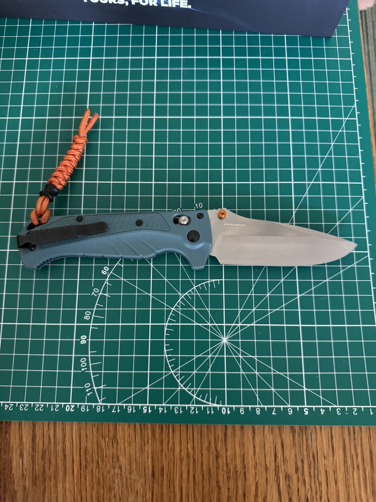 Benchmade Adira MagnaCut