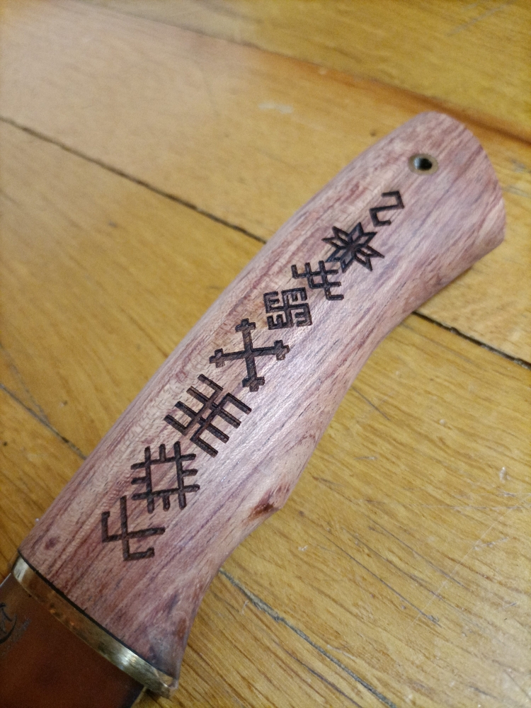 Cuchillo Aaknives Letonia Nuevo