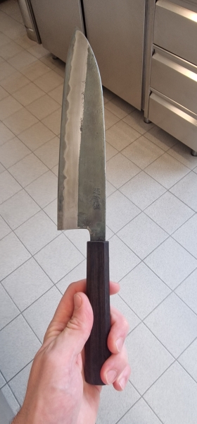 Hatsukokoro kurosagi aogami super bubinga gyuto