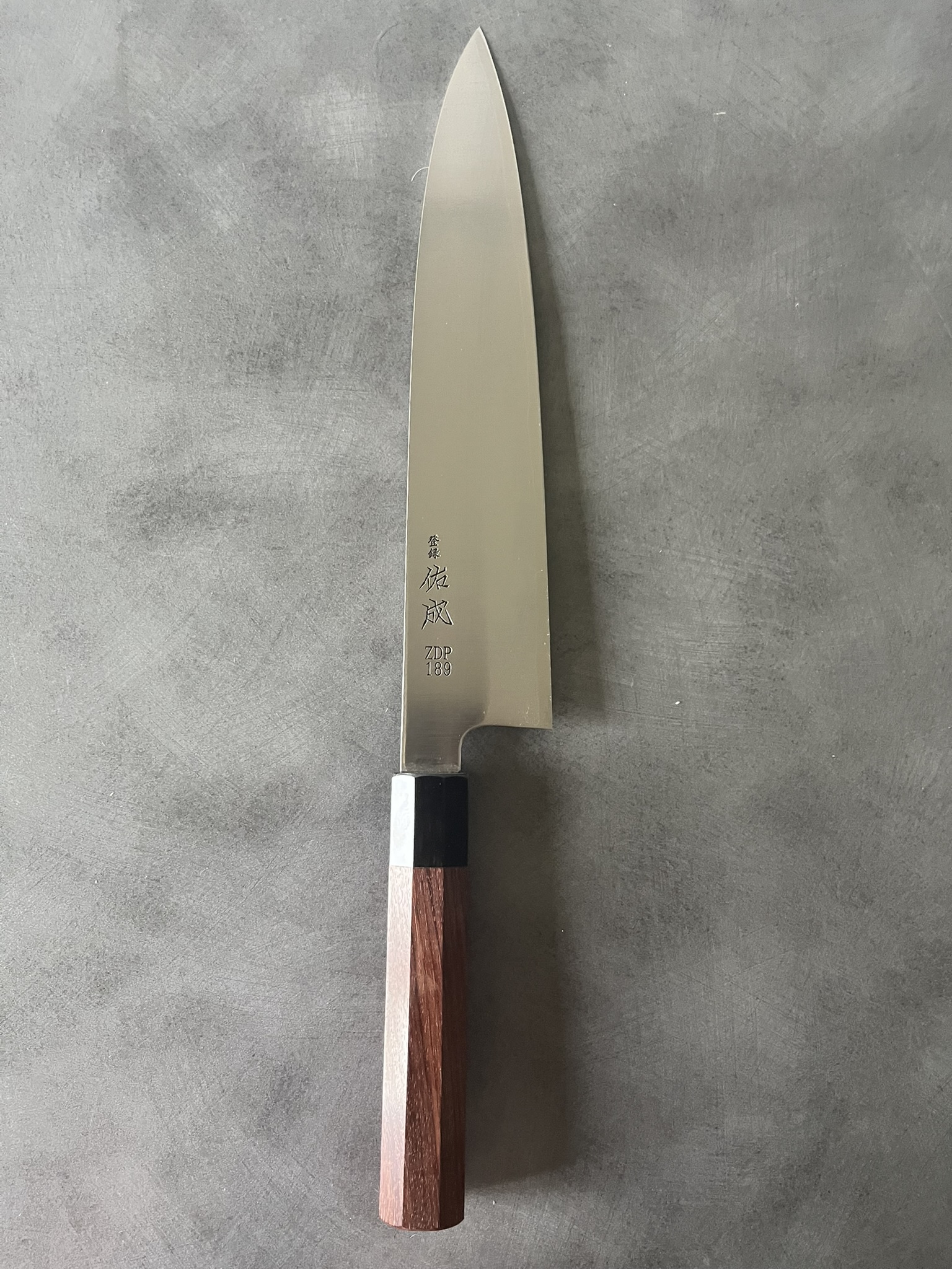 テラキューブ Custom Limited, Sukenari ZDP-189 Clad Kiritsuke Knife