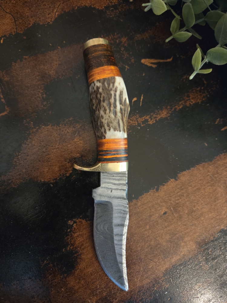 Deer Antler Damascus knife with sheath