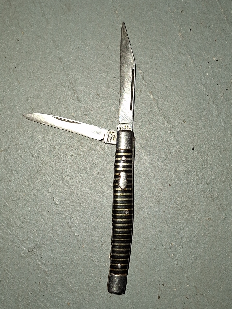 Vintage Imperial Prov. USA 2 Blade Stainless Steel Pocket Knife Striped Handle overall length 4 1/2\"
