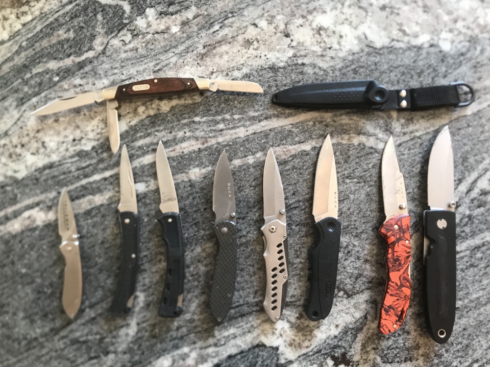 LOT OF 9 BUCK KNIVES