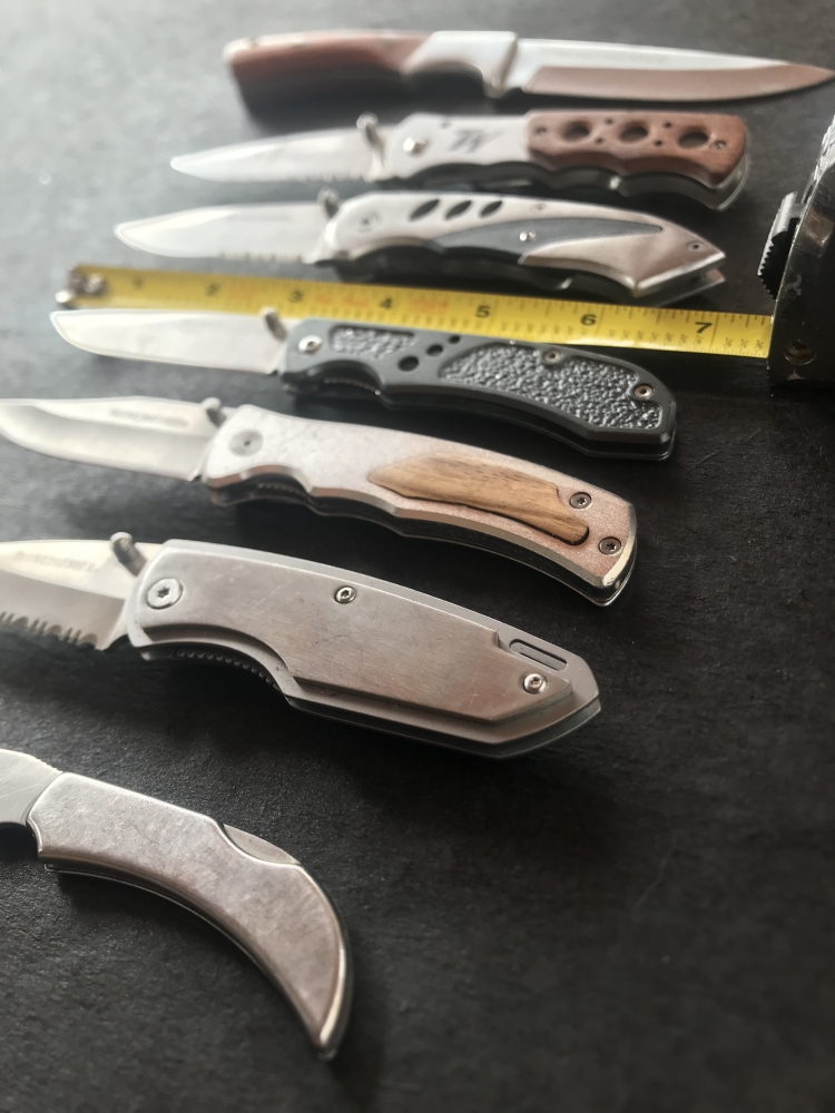 Lot of 7 Winchester Knives