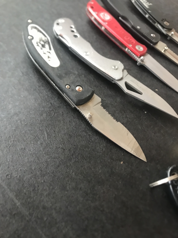 Lot of 10 Various pocketknives