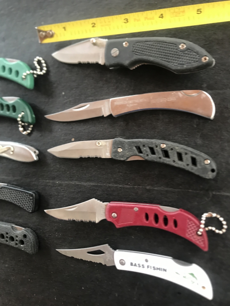 Lot of 20 Various pocketknives