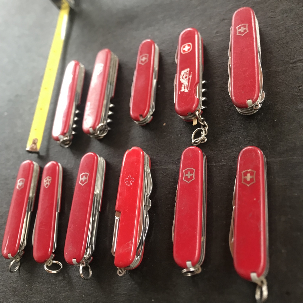 Lot of 10 + 2 free 84-91mm Swiss Army Knives / Pocket Knives from Victorinox Tinker